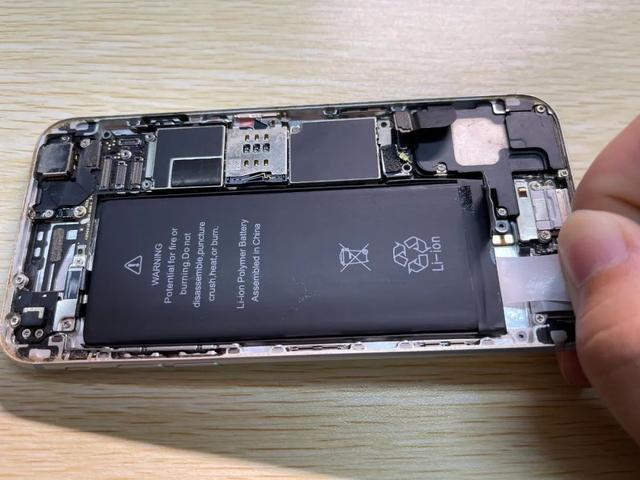 苹果6手机电池更换苹果6原装电池多少钱-第12张图片-平心在线